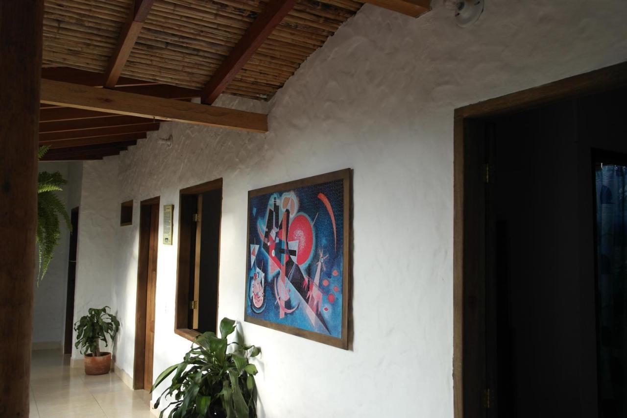 Sergeant Pepper'S Hostel 贾丁 外观 照片